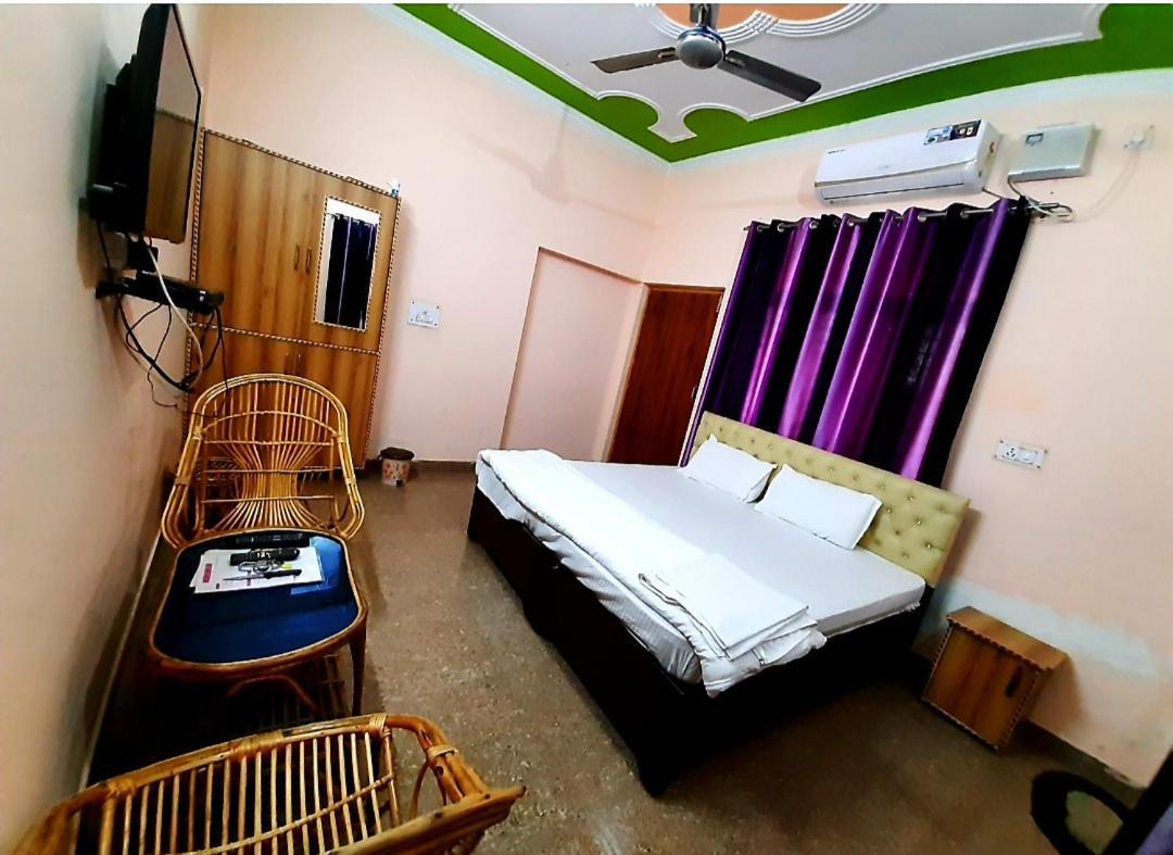 Nandini Homestay Dehradun Exterior foto