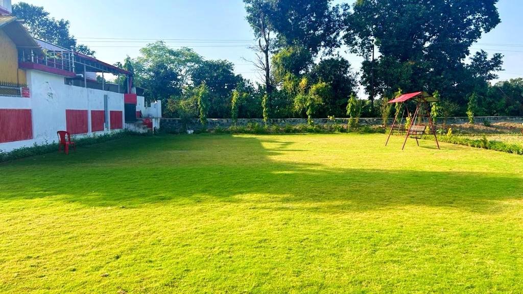 Nandini Homestay Dehradun Exterior foto